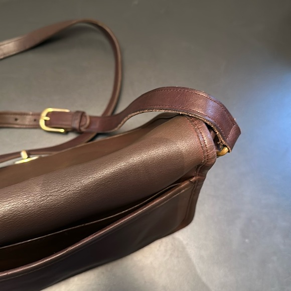 COACH Vintage City Bag 9790 Crossbody Mahogany Brown handcrafted in México - Picture 8 of 15